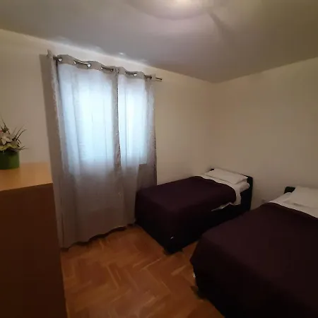Apartment Jelena *