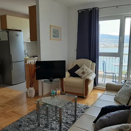 Apartment Jelena *