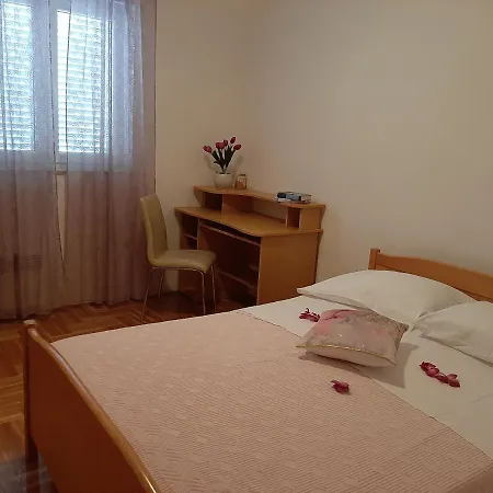 Jelena Apartment Trogir
